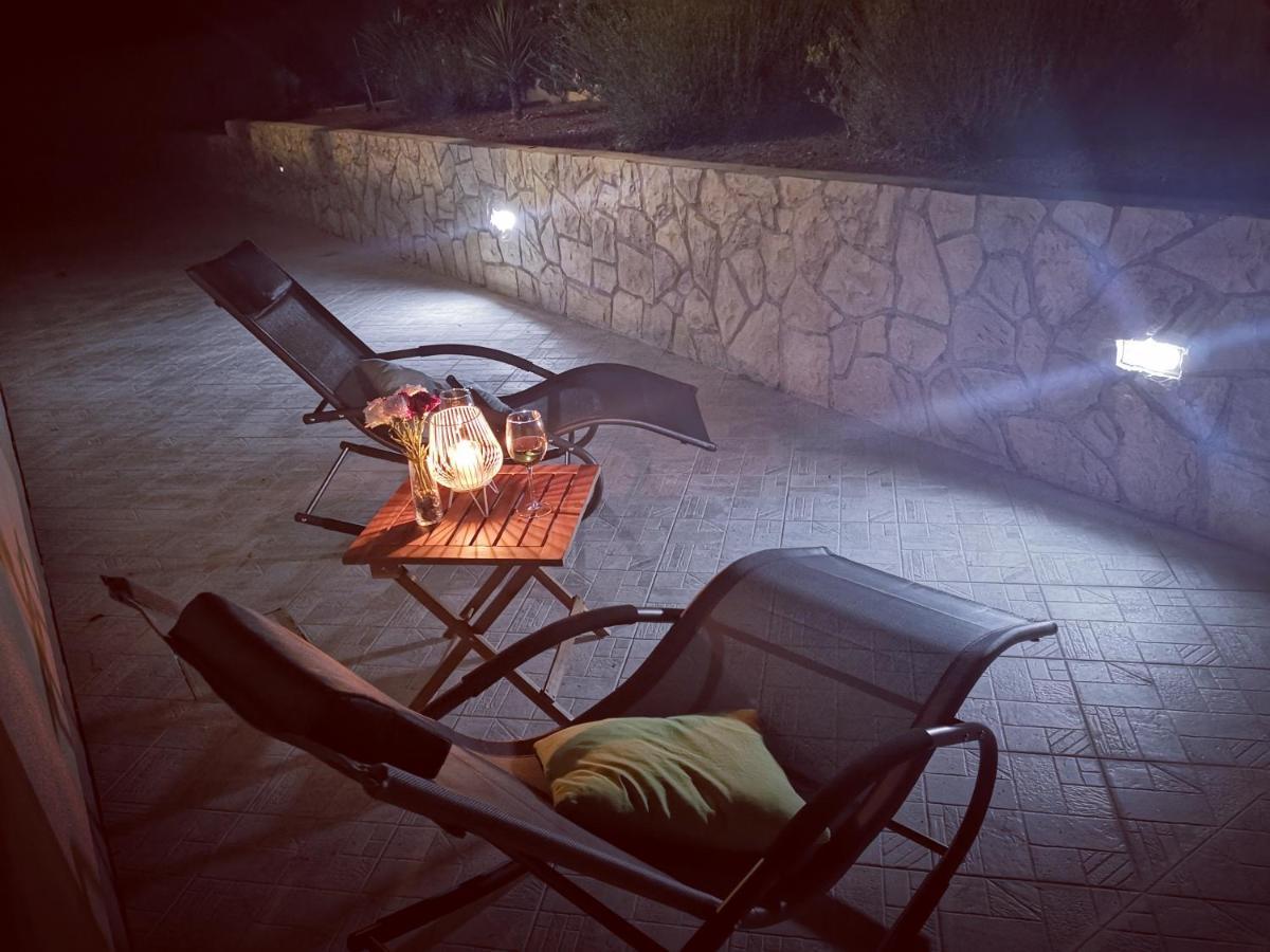 Apartmani "Sandro" Gonar Rab Town Exteriér fotografie