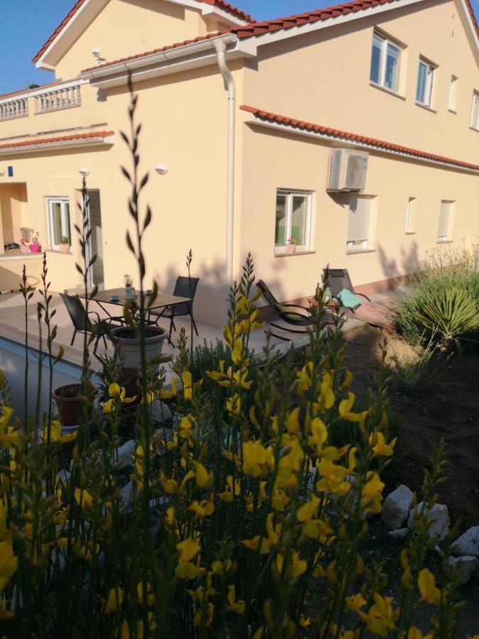 Apartmani "Sandro" Gonar Rab Town Exteriér fotografie