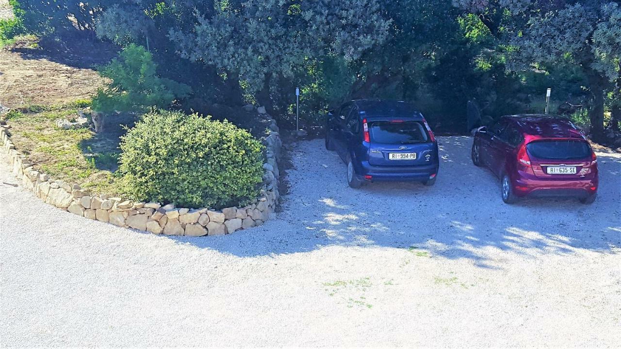 Apartmani "Sandro" Gonar Rab Town Exteriér fotografie